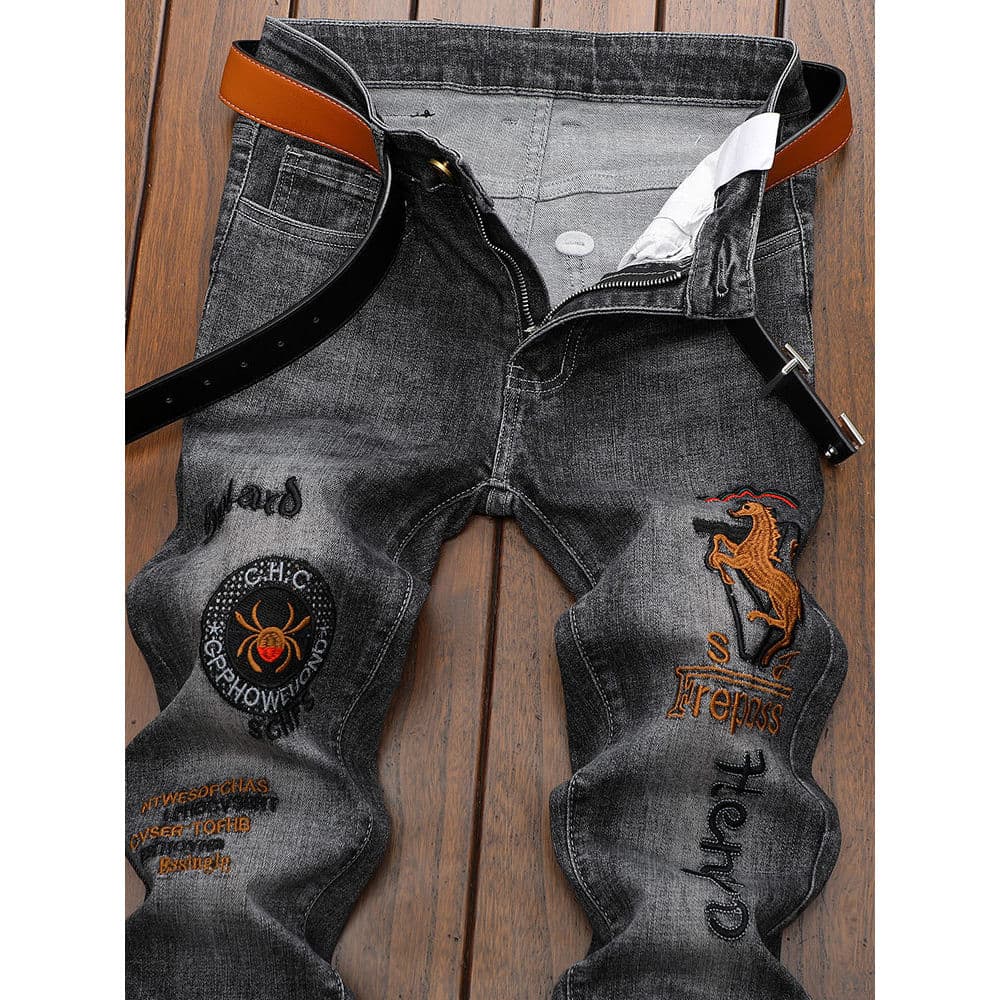 2026 novo estilo Jeans masculino primavera outono estilo street Wear bonito frito rua cavalo bordado meninos calças de o