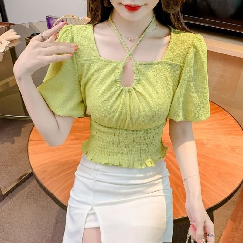 Manga curta feminina 2025 Halter pescoço clavícula Formal ombro camiseta único nicho chique cintura estreita curto topo#