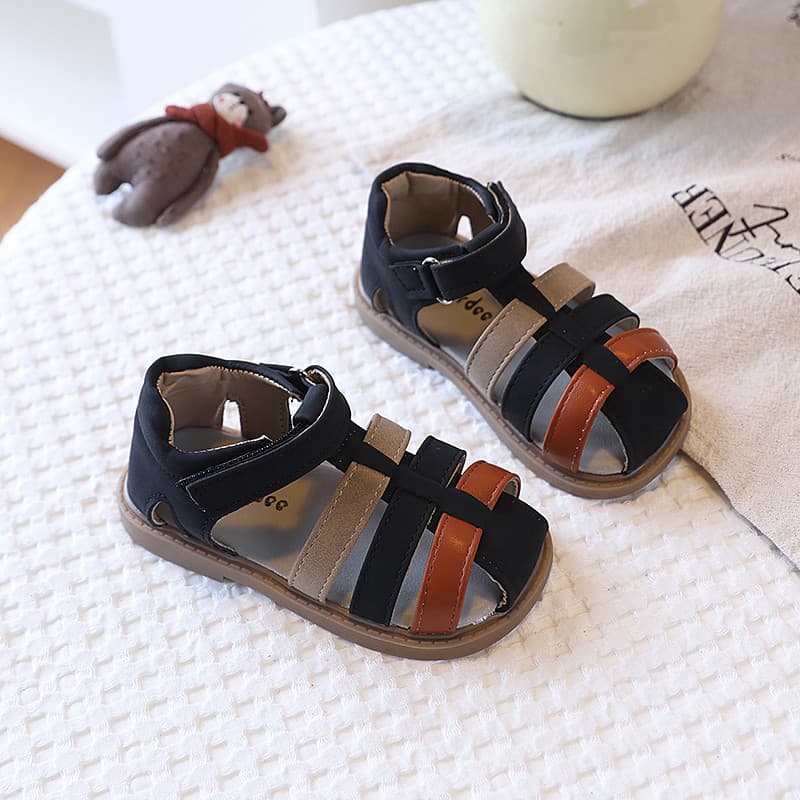 2026 verão novo estilo crianças sandálias estilo verão médio grande crianças influenciador bebê criança sapatos meninos