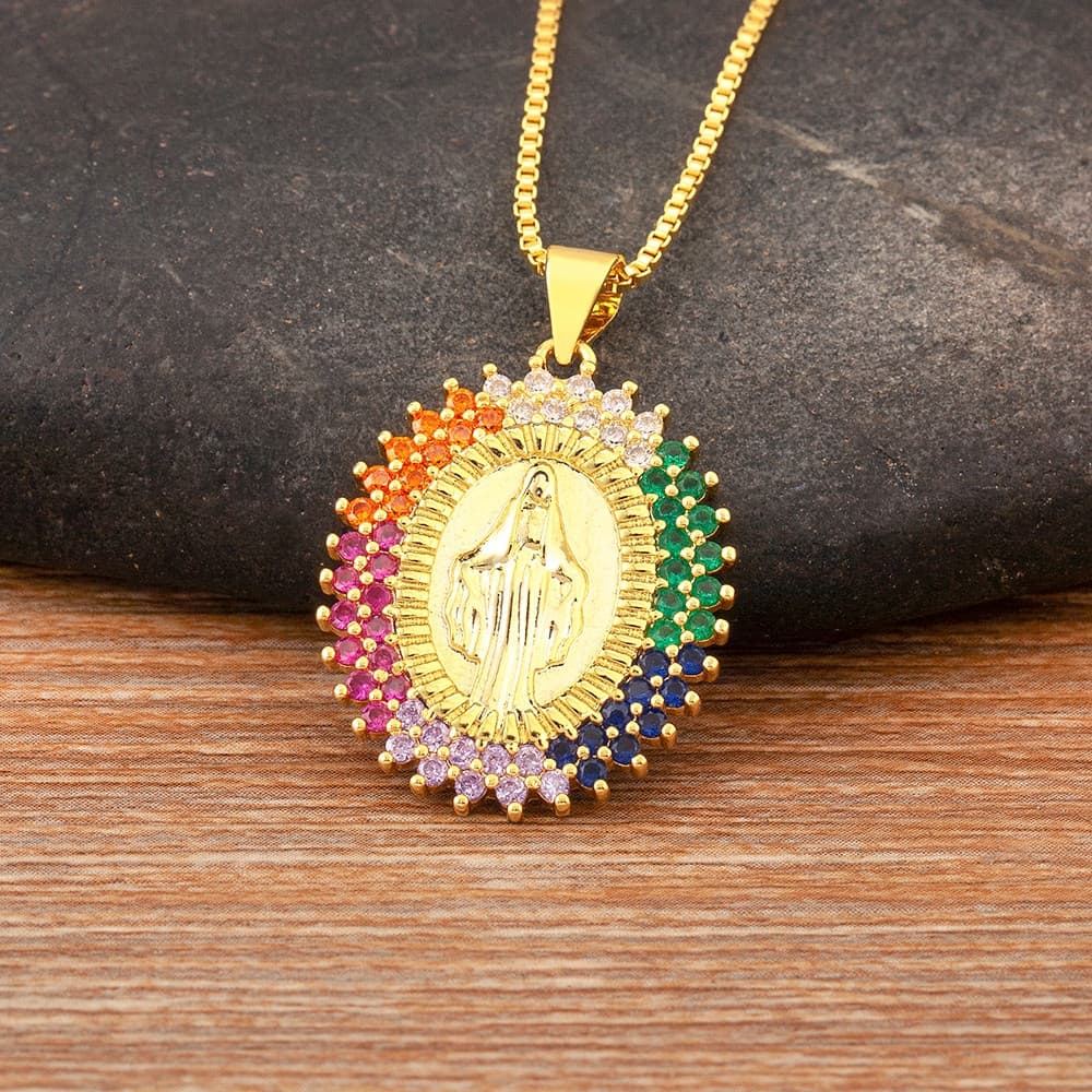 Novo Retro Incrustado Colorido Zircon Virgem Maria Pingente Colar Para Mulheres Confiança Religiosa Joias Festa De Féria