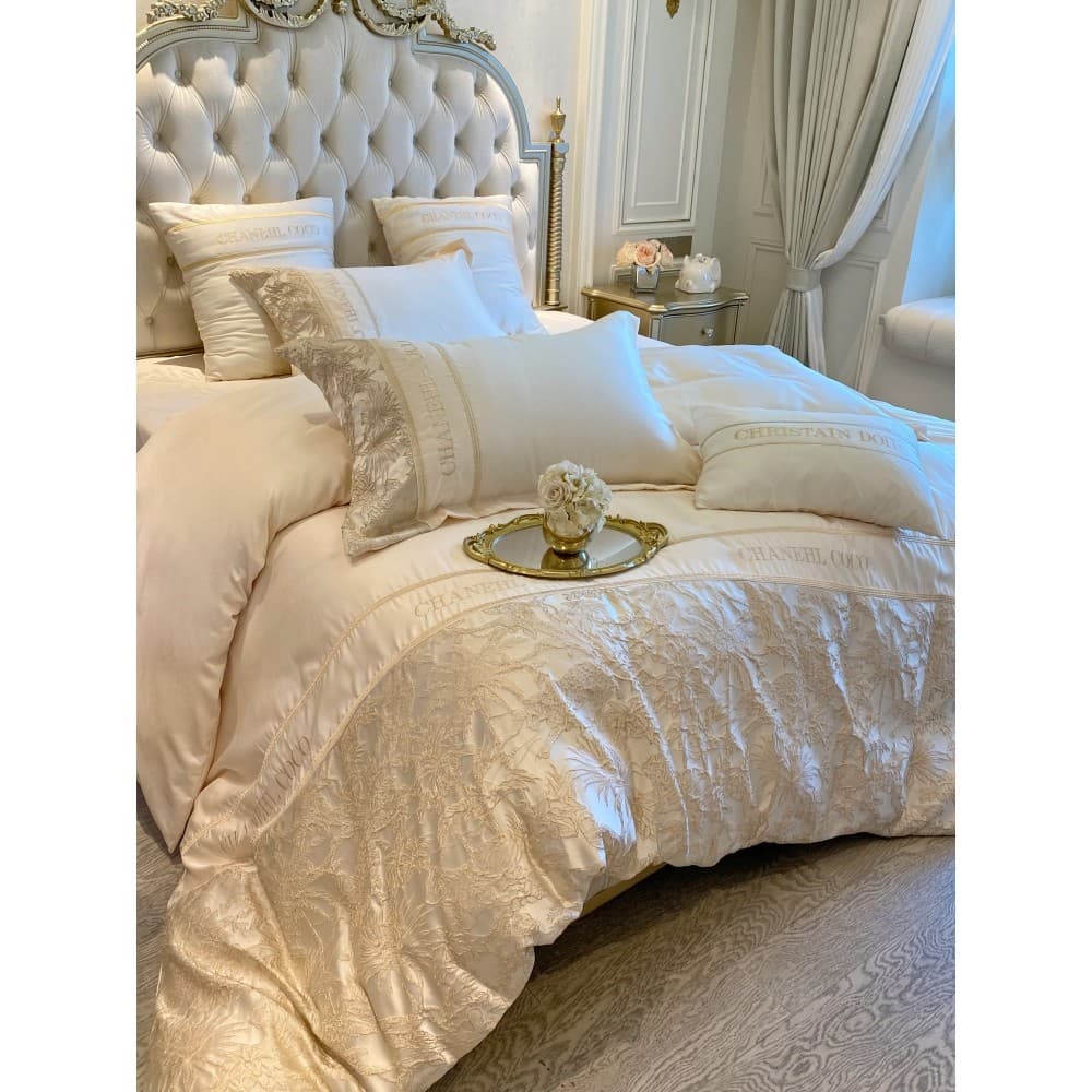 Classe A luz luxo High-End sentimento algodão conjunto de quatro peças 100 peças em relevo bordado colcha capa 1.8m lenç