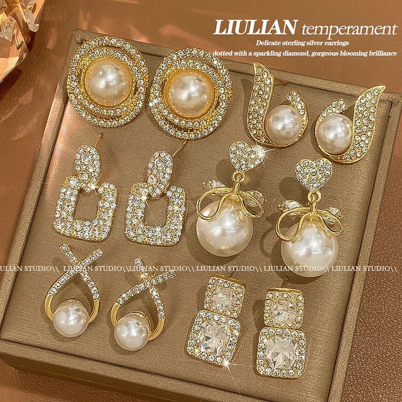 High-End luz luxo pérola brincos feminino novo estilo na moda venda quente influenciador brincos nicho Design elegante b