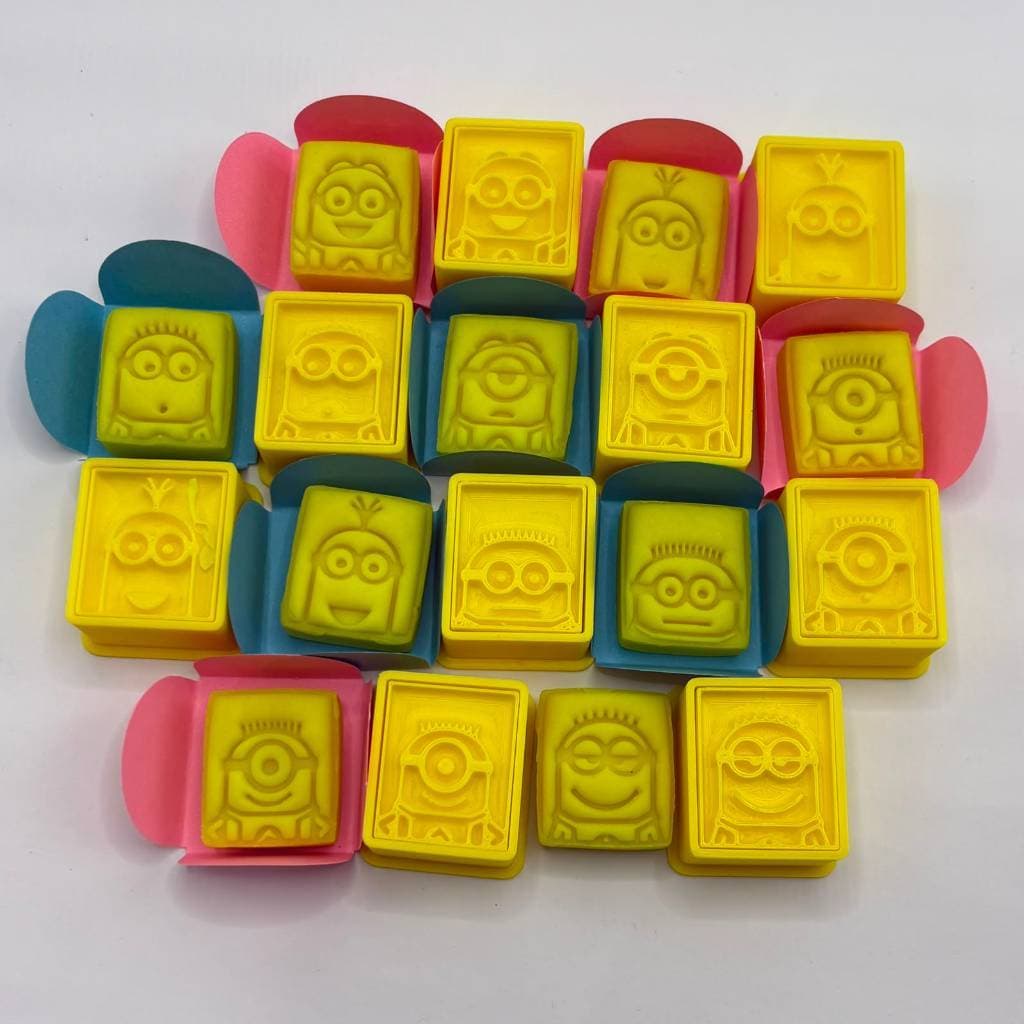 Ejetor De Brigadeiro Minions Kit 9 Moldes Carimbo Doces Gourmet