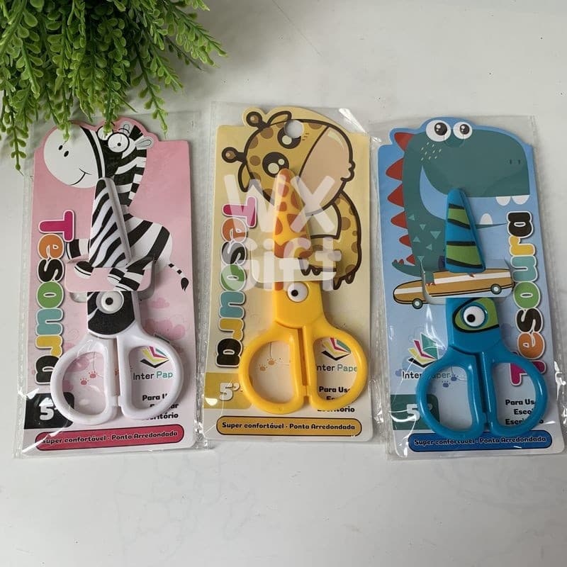Tesoura Infantil Sem Lâmina Bichinhos - Interponte / WX Gift