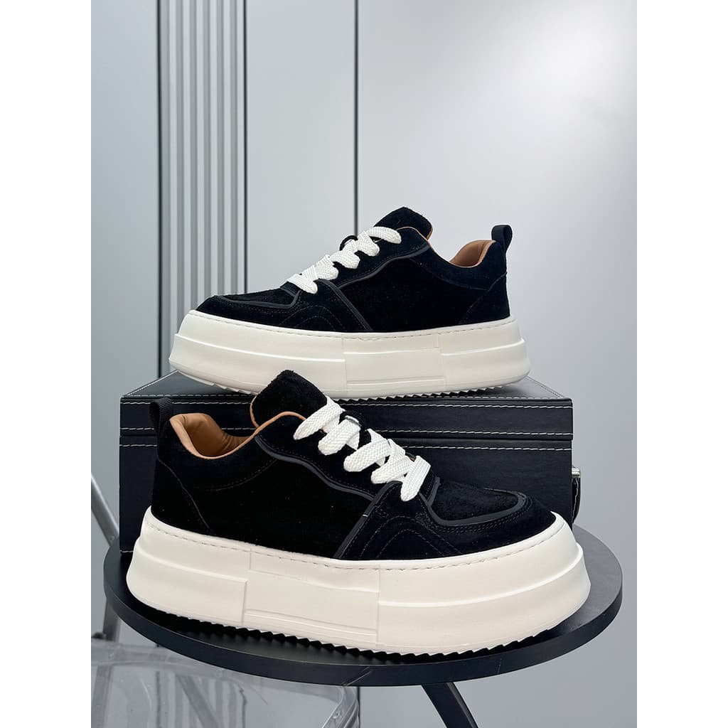 Street Wear sapatos masculinos 2026 primavera novo estilo Super quente tênis de sola grossa invisível 6CM altura interna