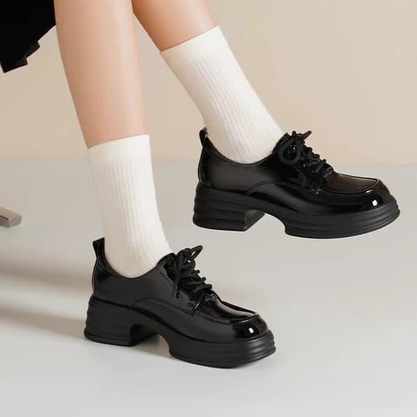 Zhuosini primavera novo estilo de sola grossa de salto grosso pequenos sapatos de couro feminino preto rendas estilo bri