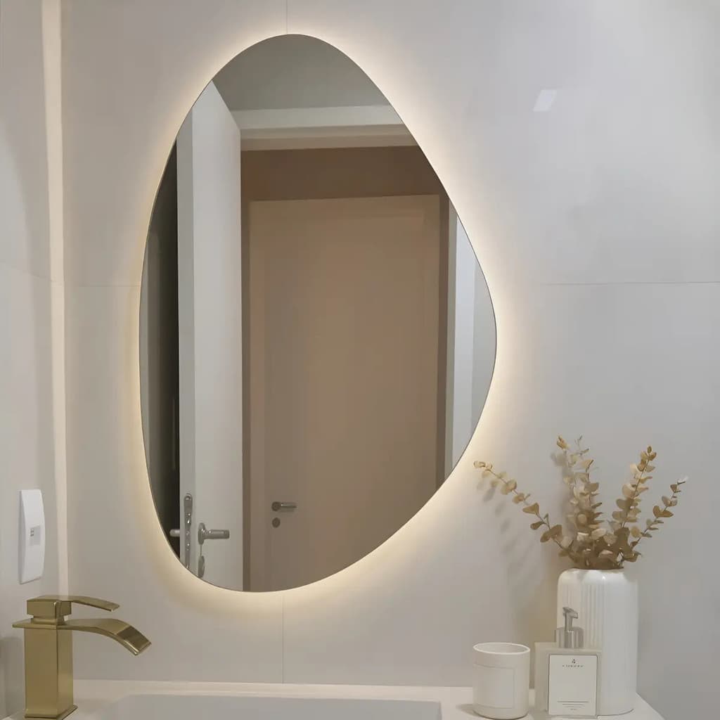 Espelho Orgânico Para Lavabo Lapidado 80x60cm Com Led Neutro