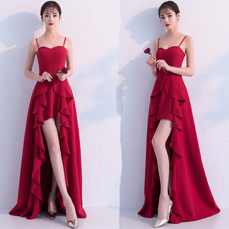 Vestido de Noiva Clássico com Alças Finas, Costas Descobertas, Corte Justo, Barra com Babados, Vestido Longo de Festa pa