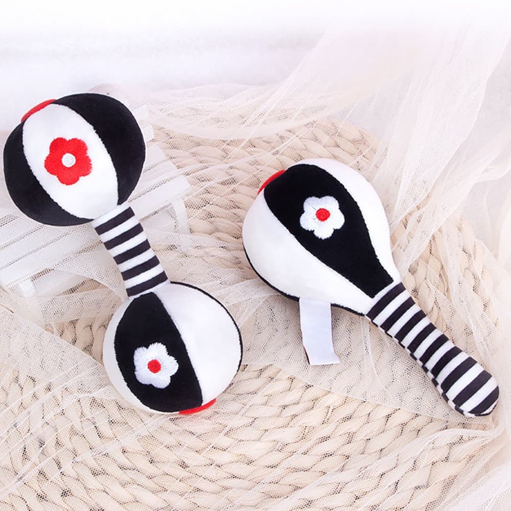 2PCS Baby Shaker Rattle Toy Set Martelo De Areia Conforto Dumbbell Preto & Branco Para Crianças Recém-Nascidas Brinquedo