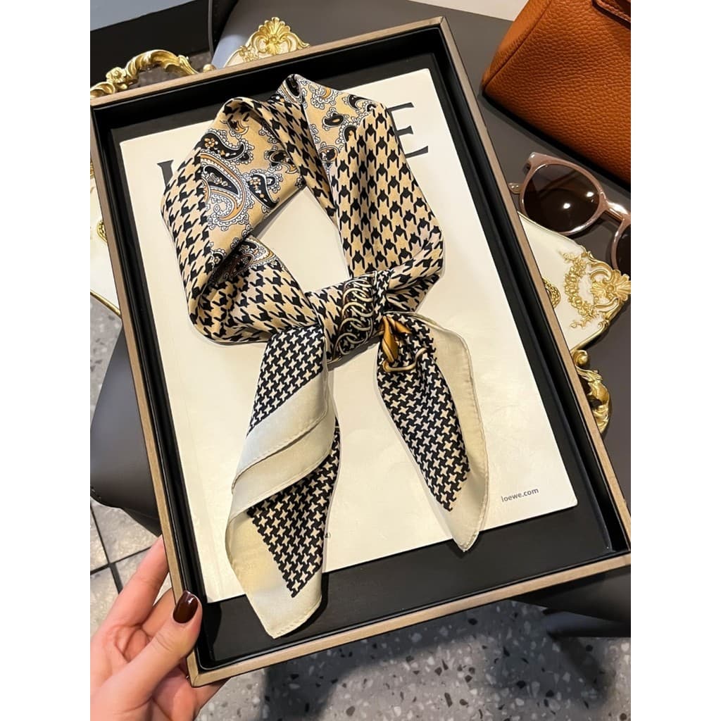 Francês Retro lenço de seda senhoras caju porca moda All-Match pequeno lenço quadrado fita literária cachecol High-End s