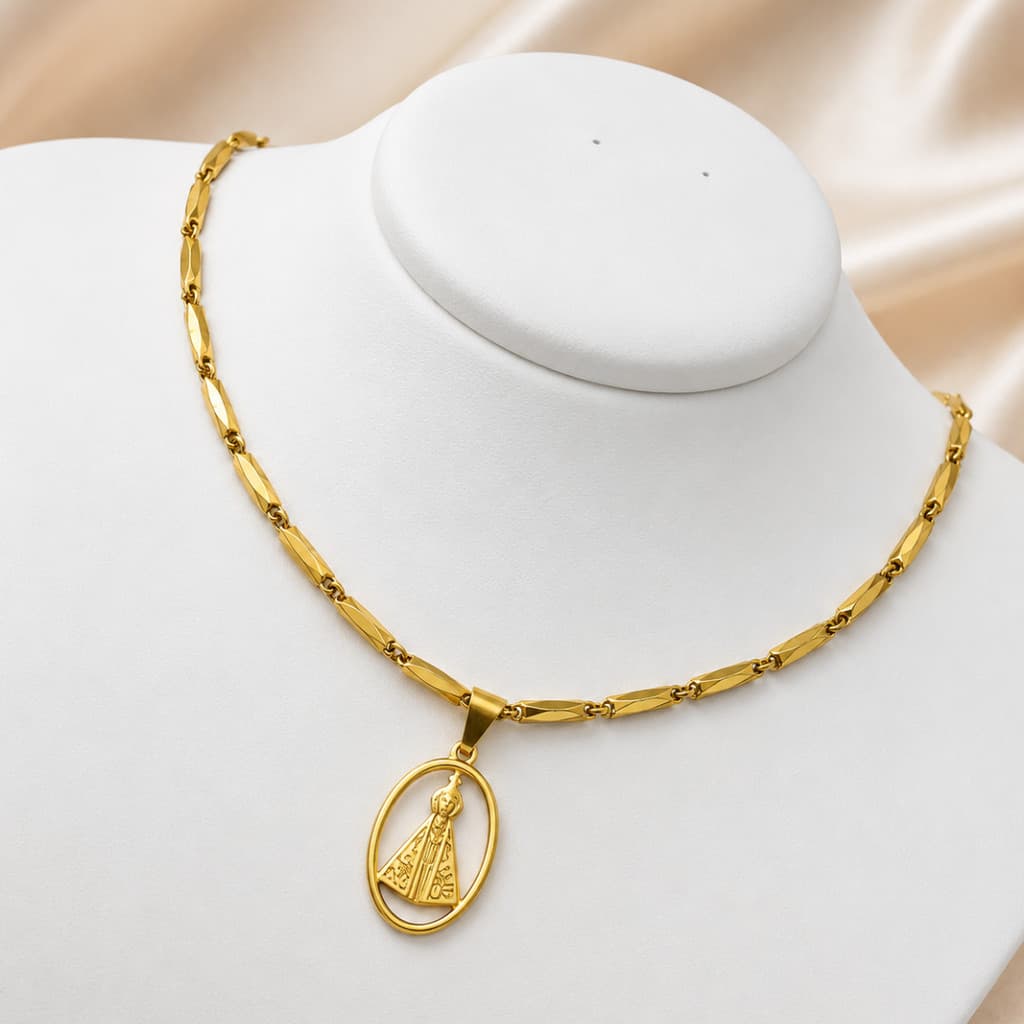 Colar  Nossa Senhora Aparecida Dourado Corrente Religiosa Elegante Presente