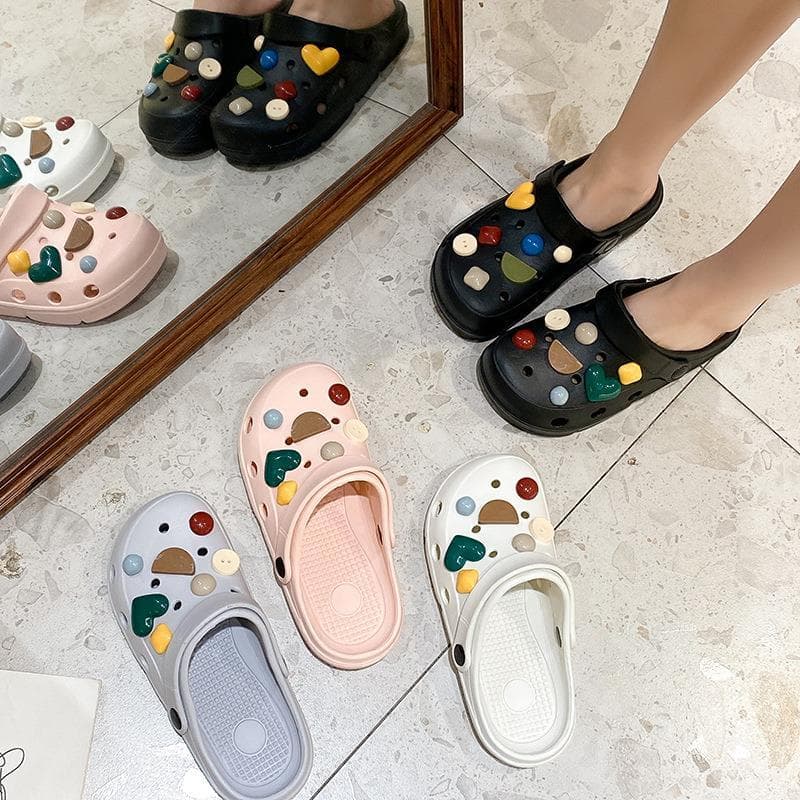 Buraco sapatos femininos verão 2026 novo estilo exterior Wear influenciador venda quente sola grossa antiderrapante Baot