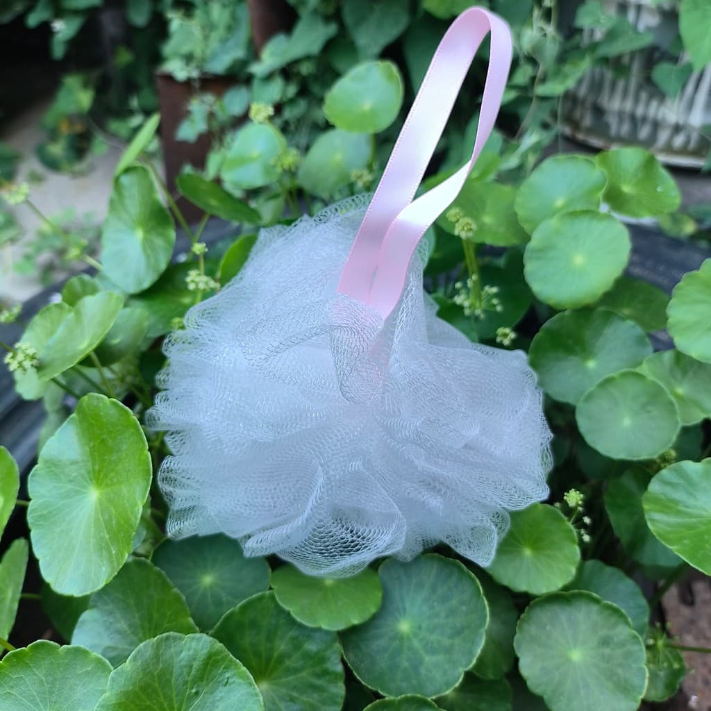 Exportado para o Japão Encomende Mini pequena flor de banho branca mini bola de banho sem Odor