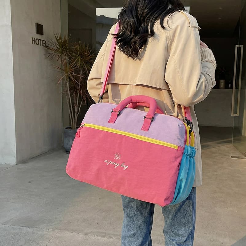 Novo estilo contraste cor costura saco de viagem feminino grande capacidade leve portátil saco de ginásio de curta distâ