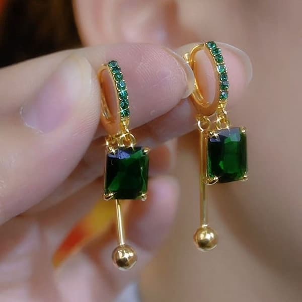 | 【cartelas de brincos feminino】 | kit brinco aço inoxidável ✳Luz de luxo High-End verde quadrado zircão brincos 2025 no