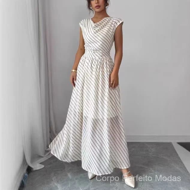Novo estilo pronto estoque transporte rápido senhoras verão elegante temperamento Chiffon listrado impresso manga curta