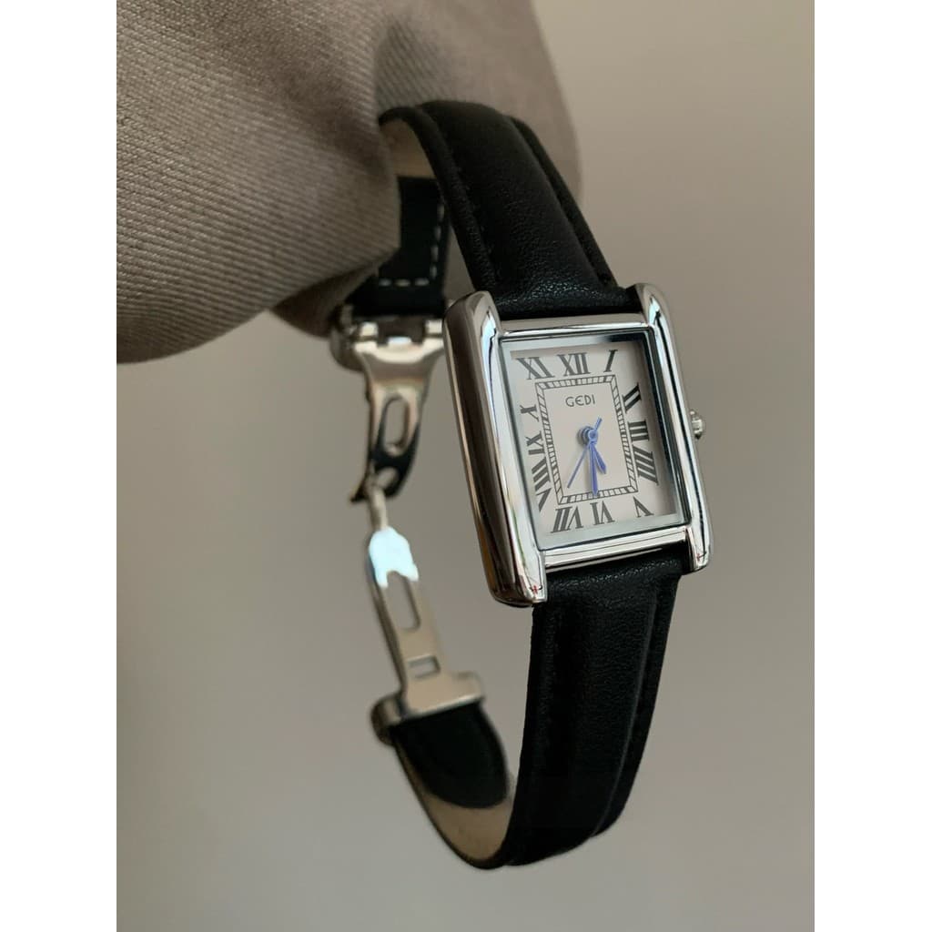 Tanque quadrado relógio feminino 2026 novo estilo estilo coreano ins Commuter elegante All-Match moda simples nicho senh