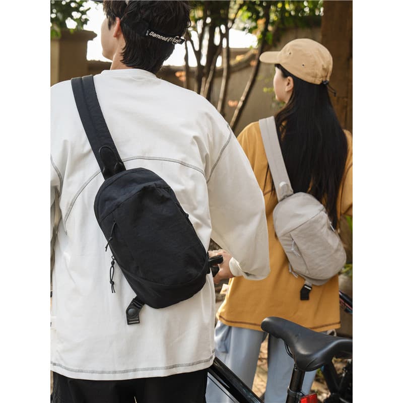 Ao ar livre portátil pequena bolsa de ombro leve masculino Outing saco do mensageiro esportes montanhismo saco de peito