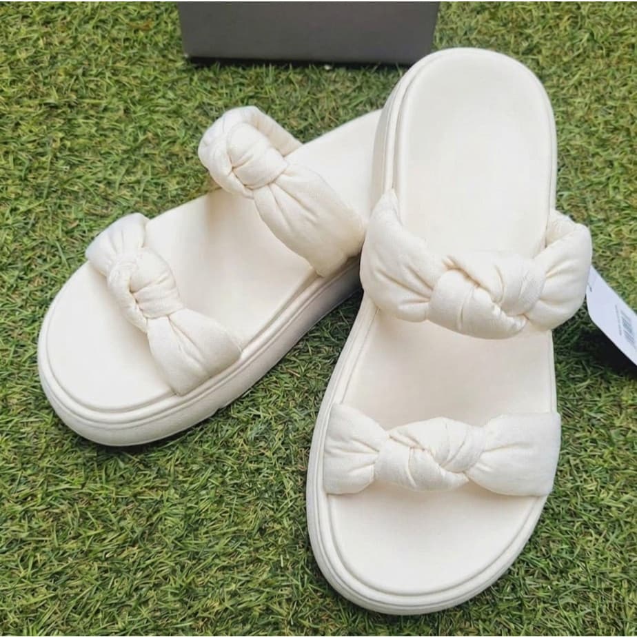 Tamanco Feminino Plataforma com Laço Nó – Slide Confortável Preto e Off White lançamento na loja #MASTEROUTLETT!!