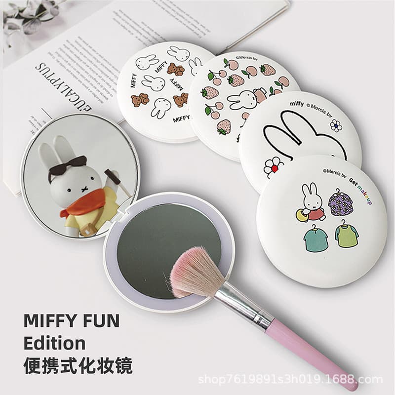 2026 novo miffy miffy espelho de maquiagem portátil luz led maquiagem dobrável espelho portátil led espelho de maquiagem