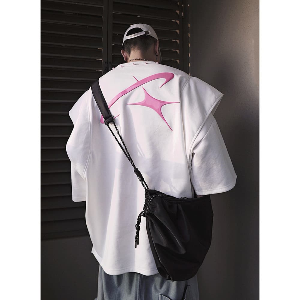 UUCSCC Hip-Hop Americano Pesado Almofadas de Ombro oversize Mangas de Cinco Pontos High Street Trendy Design Camiseta de
