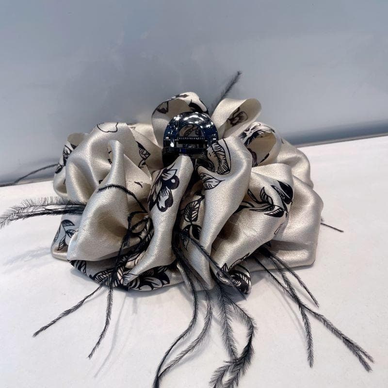 Design sentir impresso nuvens plissadas grande garra clipe de cabelo japonês coreano pena cabeça flor temperamento moda