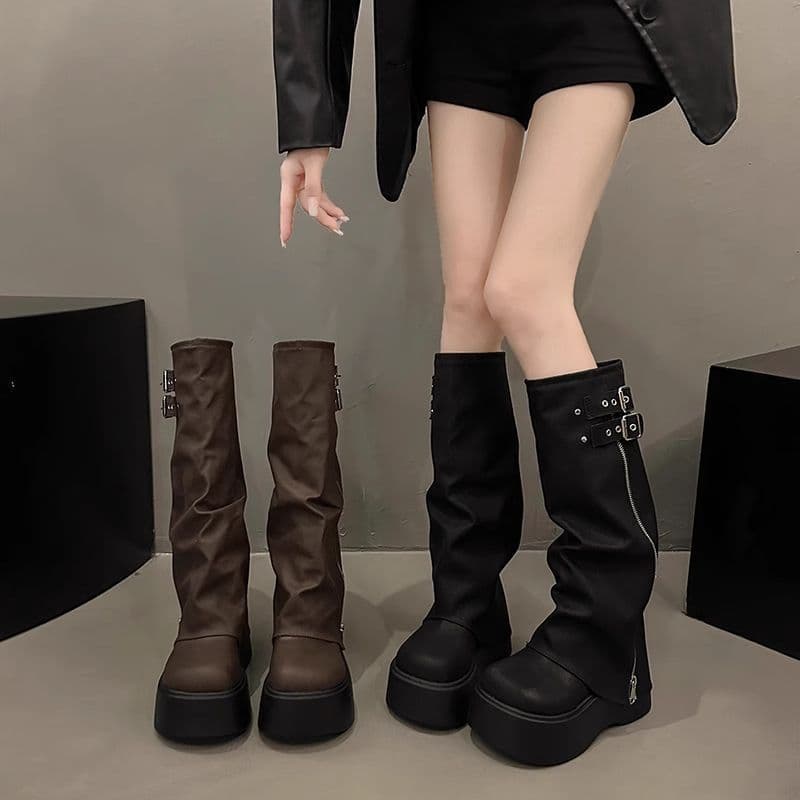 2026 botas de outono femininas calças pequenas botas de lã botas de sola grossa aumentada gordura MM botas de cano médio
