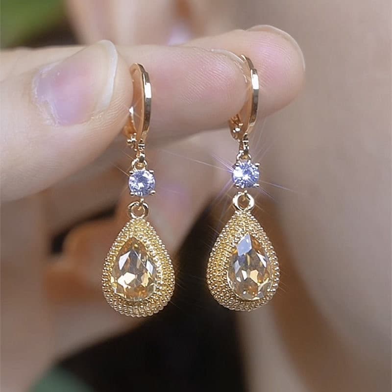 T temperamento elegante All-Match brincos requintados Micro-conjunto strass Durian brincos de gota de água