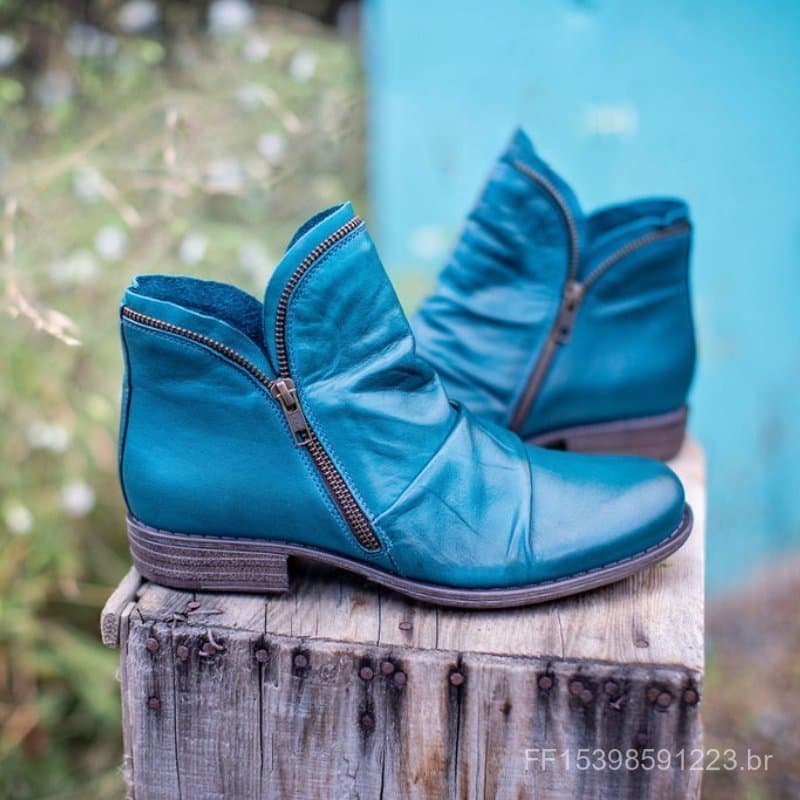 2022 novo estilo fornecimento transfronteiriço botas femininas de salto grosso tamanho grande 40-43 botas femininas de c