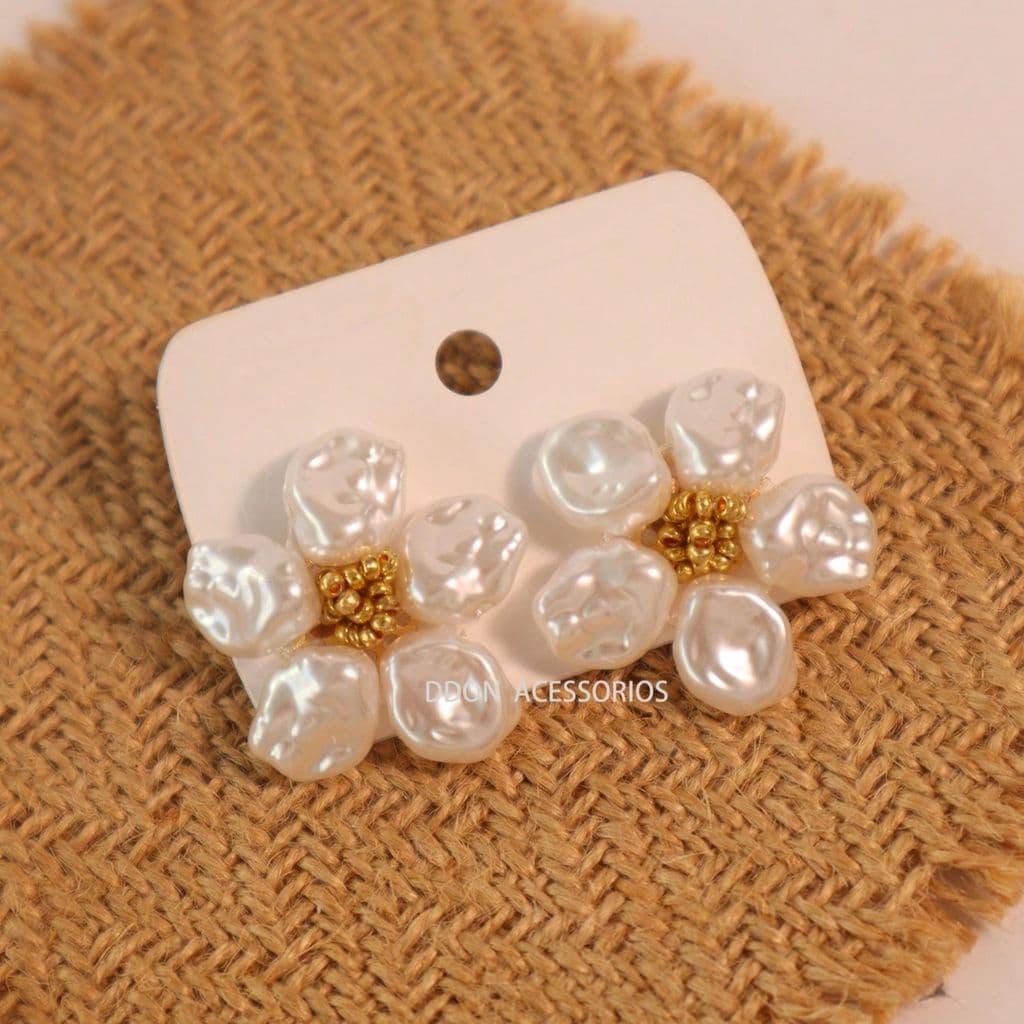 Brinco Flor Pérola Barroca Feminino Elegante Vintage Festa Casamento Moda Coreana Dourado