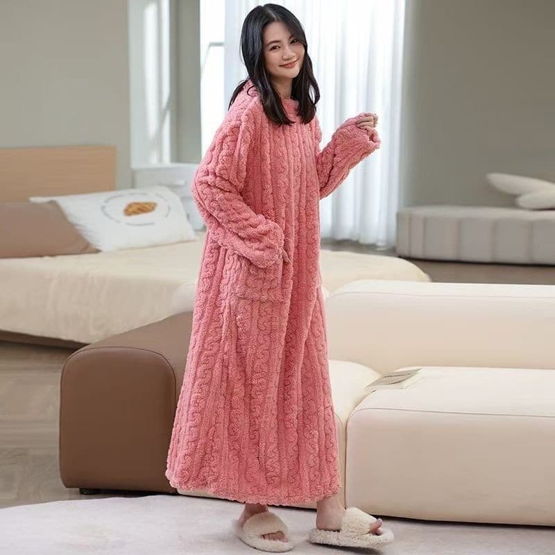 Colcha de caminhada inverno novo estilo estendido quente solto com bolsos Coral velo casa pijamas camisola feminina