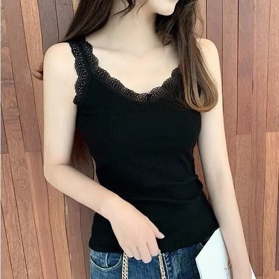 Camisola de renda feminina verão com decote em V tamanho grande camisa de fundo de seda gelo fino ajuste mais magro olha