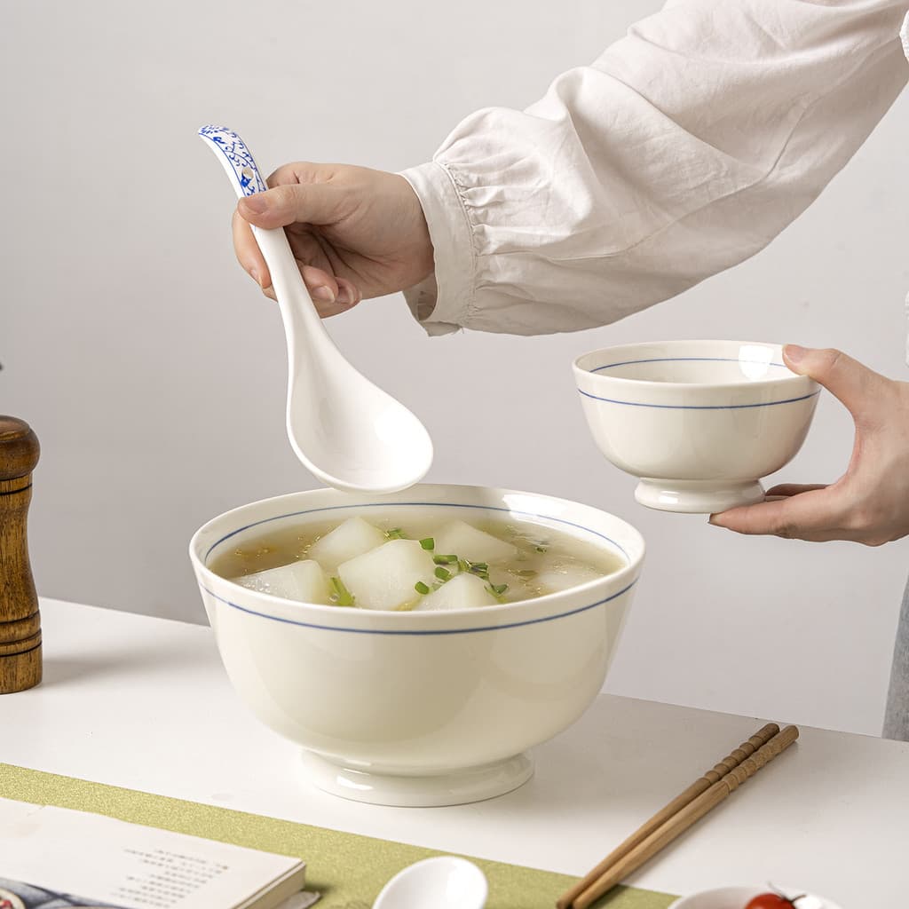 Azul branco gancho Rattan colher de cerâmica grande colher criativa arroz mingau japonês Ramen colher cozinha Hotel colh