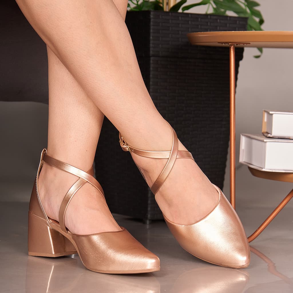 Slingback Feminino Salto Bloco Fechado Atrás Tiras Elegante Confortável para Festa e Trabalho