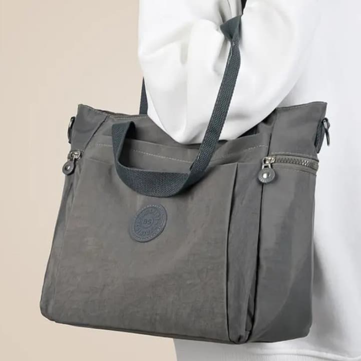 Bolsa de Ombro Transversal Feminina de Nylon Impermeável de Grande Capacidade para Uso Diário, Esportiva e para Laptop C