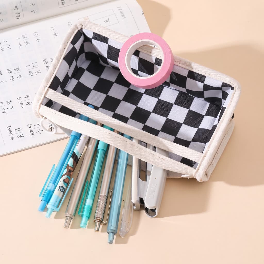 Estojo Xadrez Estilo INS Super Espaçoso Porta Lápis Organizador Escolar Premium