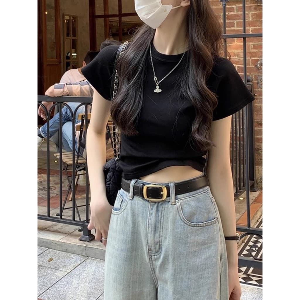 Preto simples Formal ombro de manga curta camiseta feminina estilo coreano pequeno em torno do pescoço curto topo quente