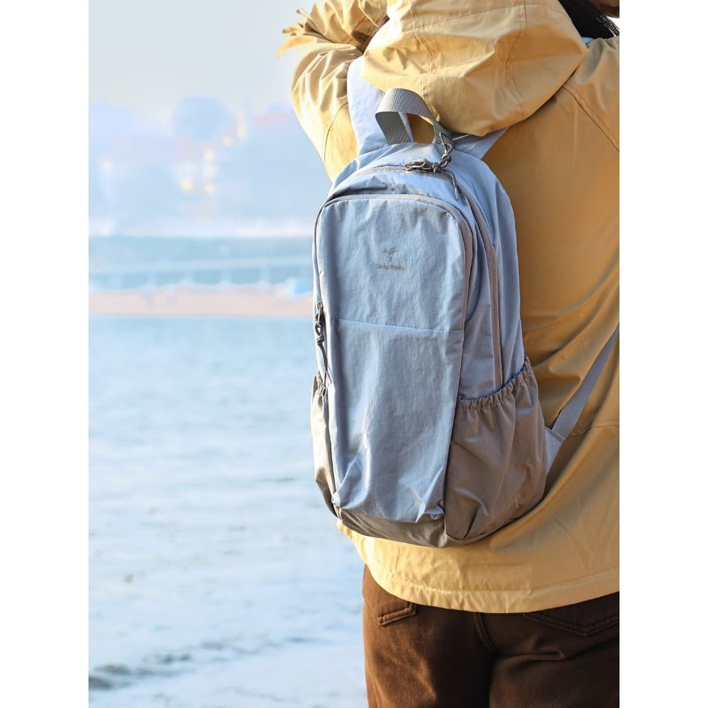 Leve caminhadas mochila feminina ao ar livre caminhadas saco leve à prova dwaterproof água viagem ciclismo mochila de vi