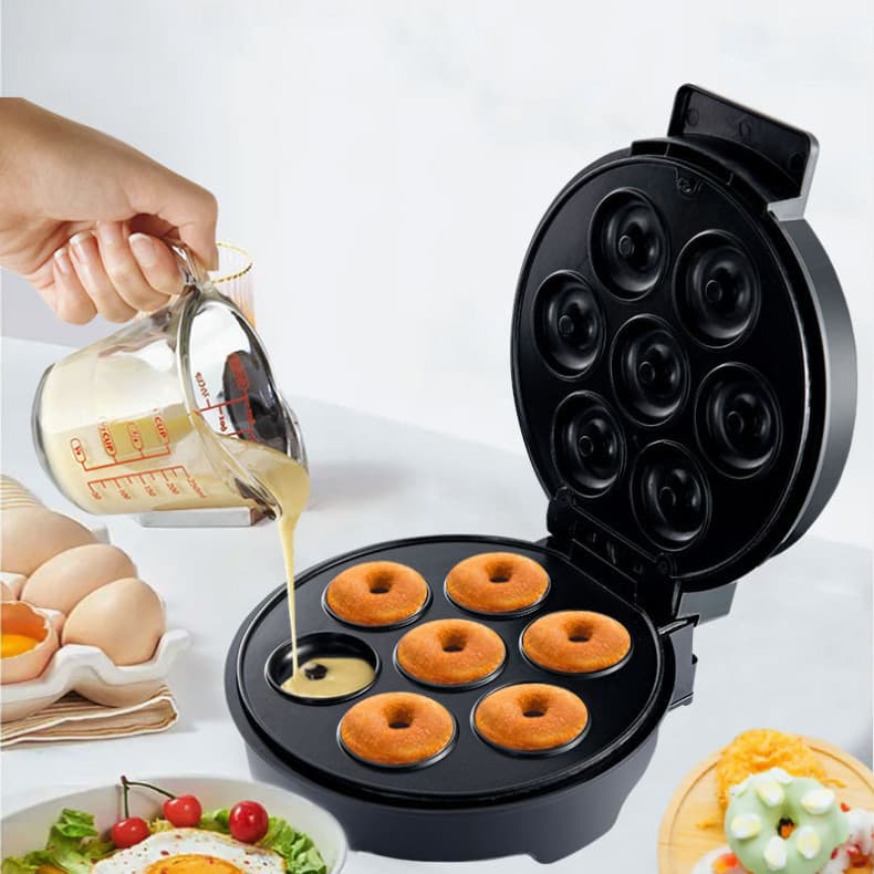 Mini Maquina De Donuts 110v  Rosquinha Mais Mini Maquina De Waffle e mini maquina de Cake Voltagem 110v