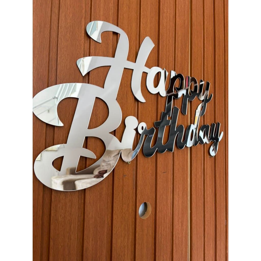 Decoração de parede Happy Birthday Acrílico Espelhado 60x35 cm Prata – Decoração Premium para Aniversários