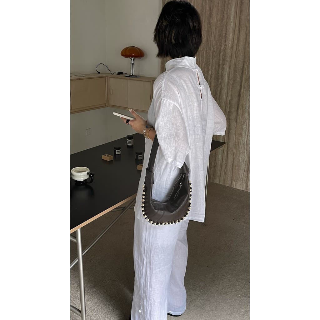Bolsa crossbody de pele de carneiro, bolsa crossbody de marca de nicho coreano, venda quente, estilo Casual Lemair