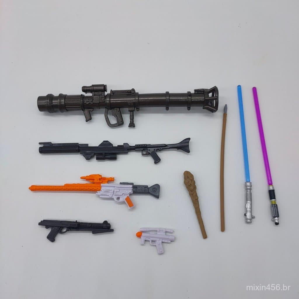 Novos itens soltos: lançador de foguetes de Star Wars de 6 polegadas, sabre de luz, blaster, figura de ação em escala 1/