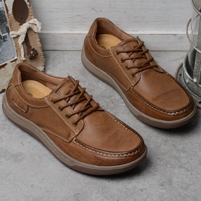 Comércio exterior feito à mão sapatos masculinos Retro couro sapatos casuais tênis masculinos rendas dedo do pé redondo