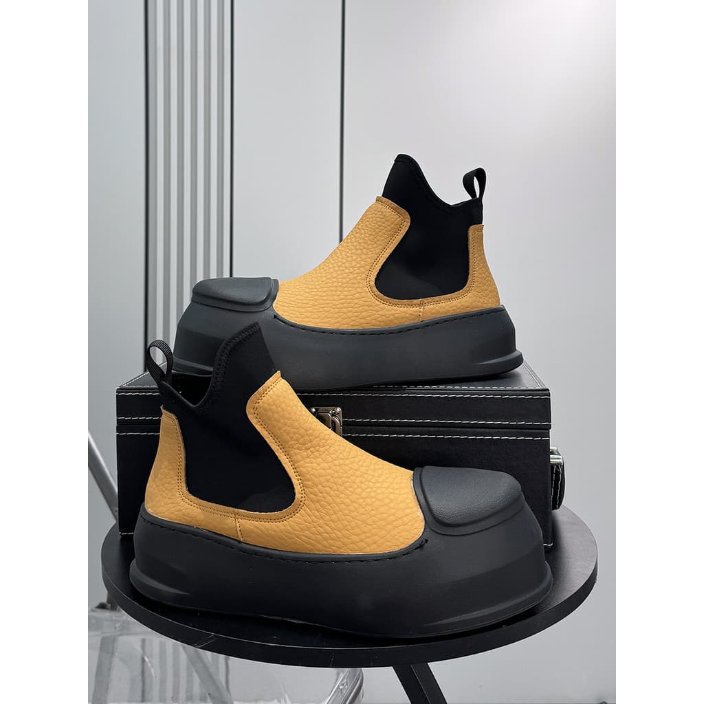 Botas Martin pretas masculinas 2026 primavera novo estilo sapatos de cano alto sola grossa aumento interno botas curtas