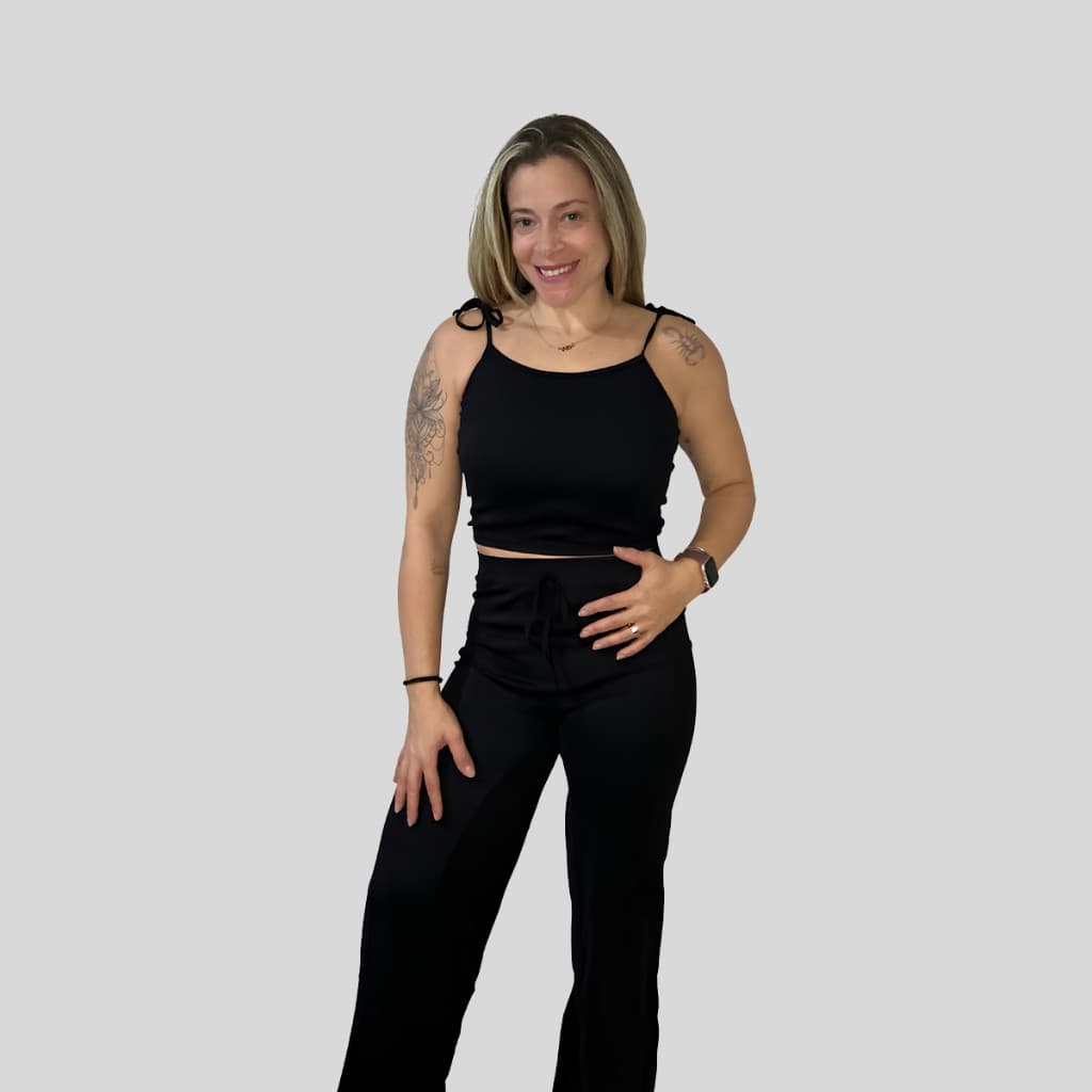 Conjunto de Calça Pantalona e Cropped Canelado / Academia