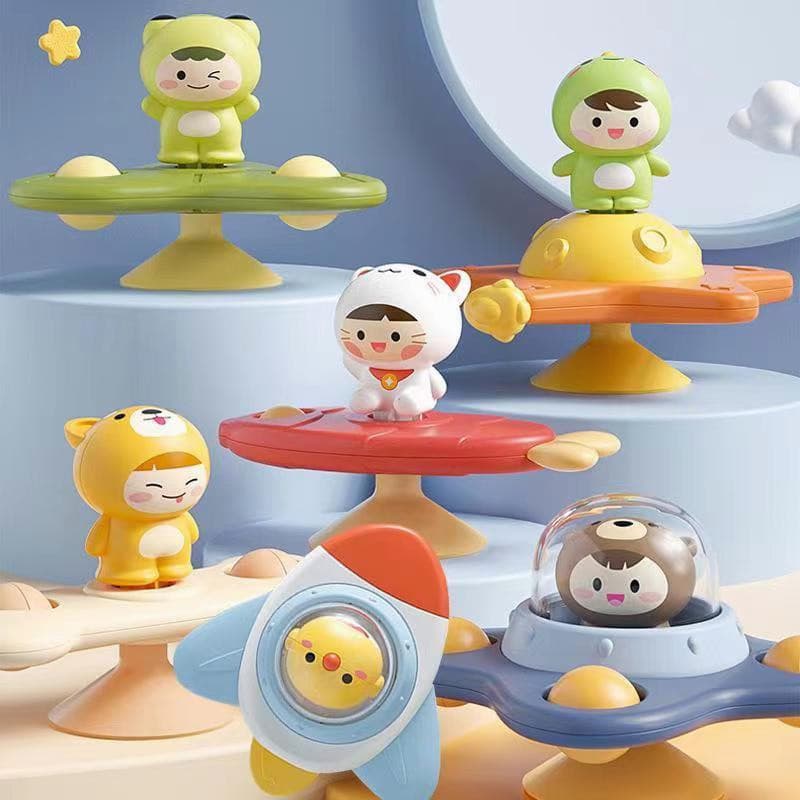 Conjunto de 3 brinquedos para banho de bebê, incluindo ventosa, brinquedo para dentição e carrilhão de vento.