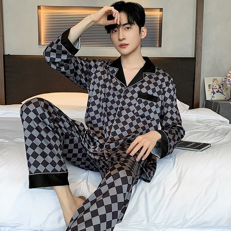 [Novo produto] Pijamas de cetim masculinos primavera outono manga comprida xadrez gelo seda masculino juventude verão Ho