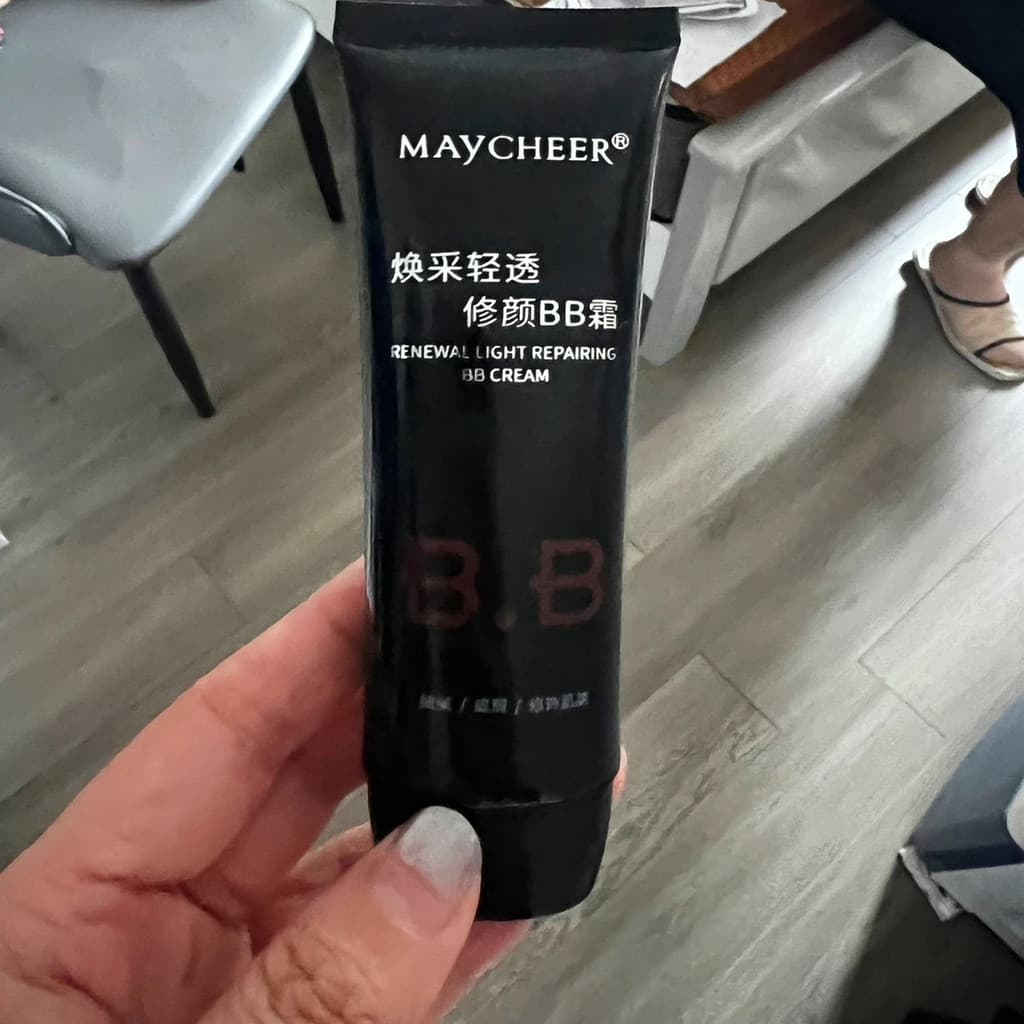 Meiqianer verão Anti-maquiagem clareamento reparação BB creme base líquida controle de óleo corretivo à prova d'água sem