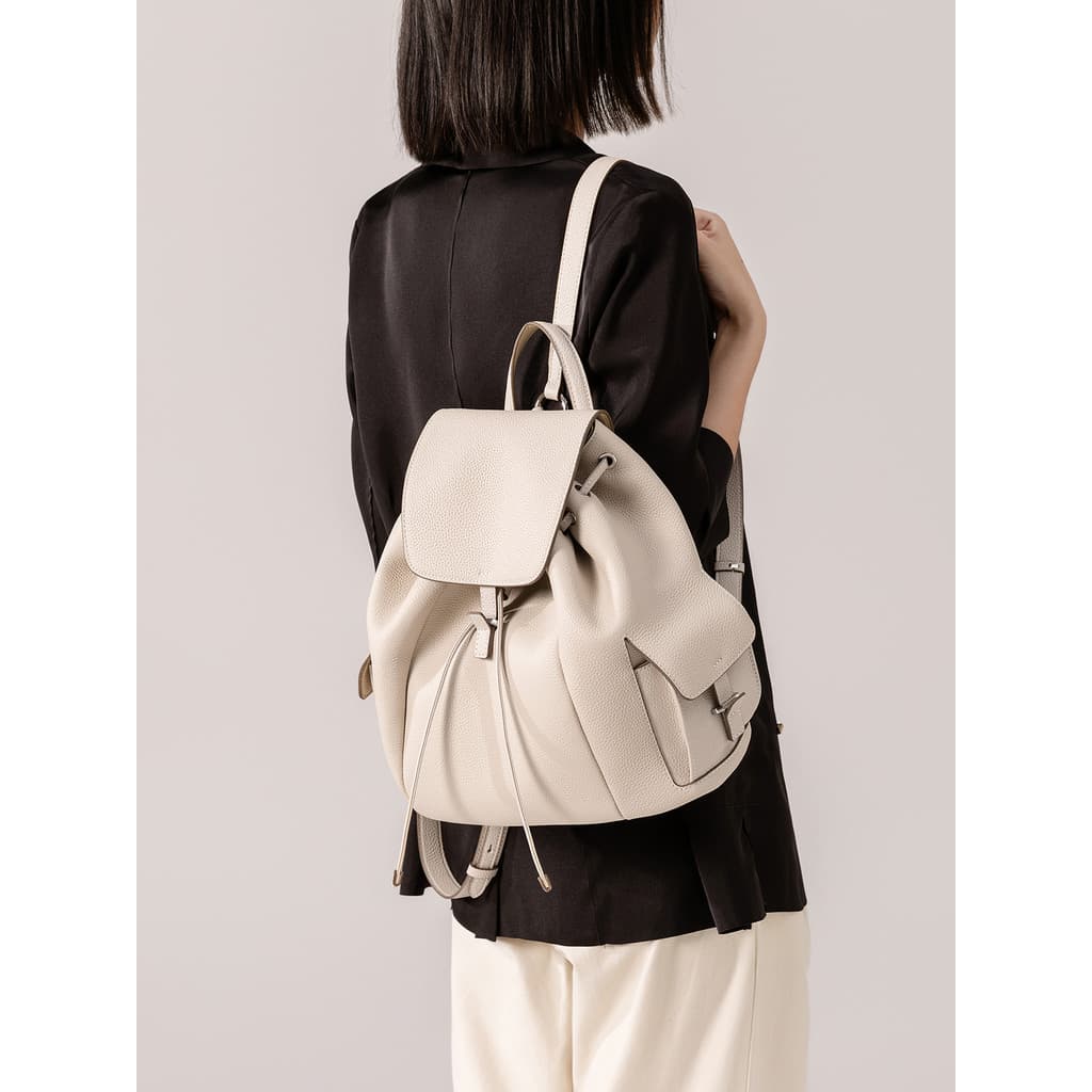 Couro genuíno mochila de grande capacidade senhoras 2026 novo estilo mochila Commuter All-Match saco de viagem High-End
