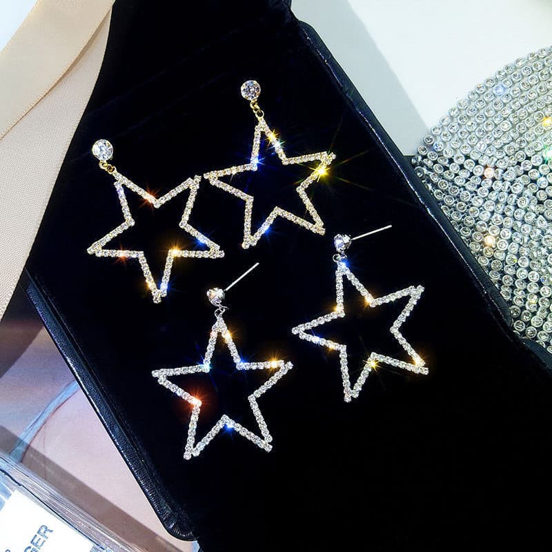 | 【cartelas de brincos feminino】 | kit brinco aço inoxidável ✥Versão coreana novo estilo strass estrela de cinco pontas